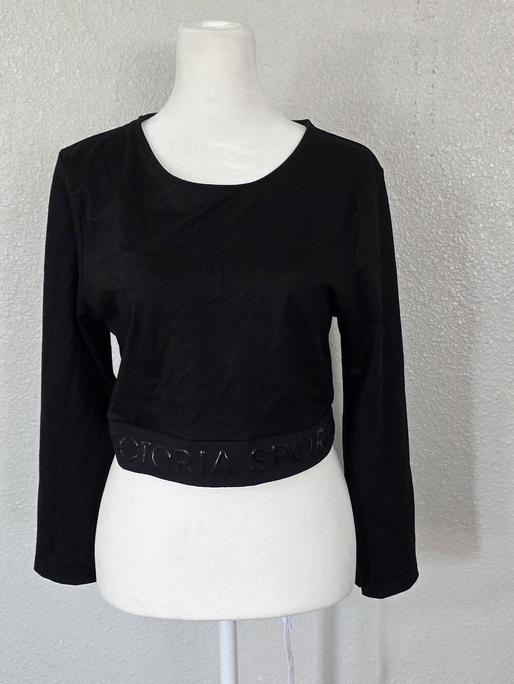 Victoria sport Cropped Long-Sleeve Top